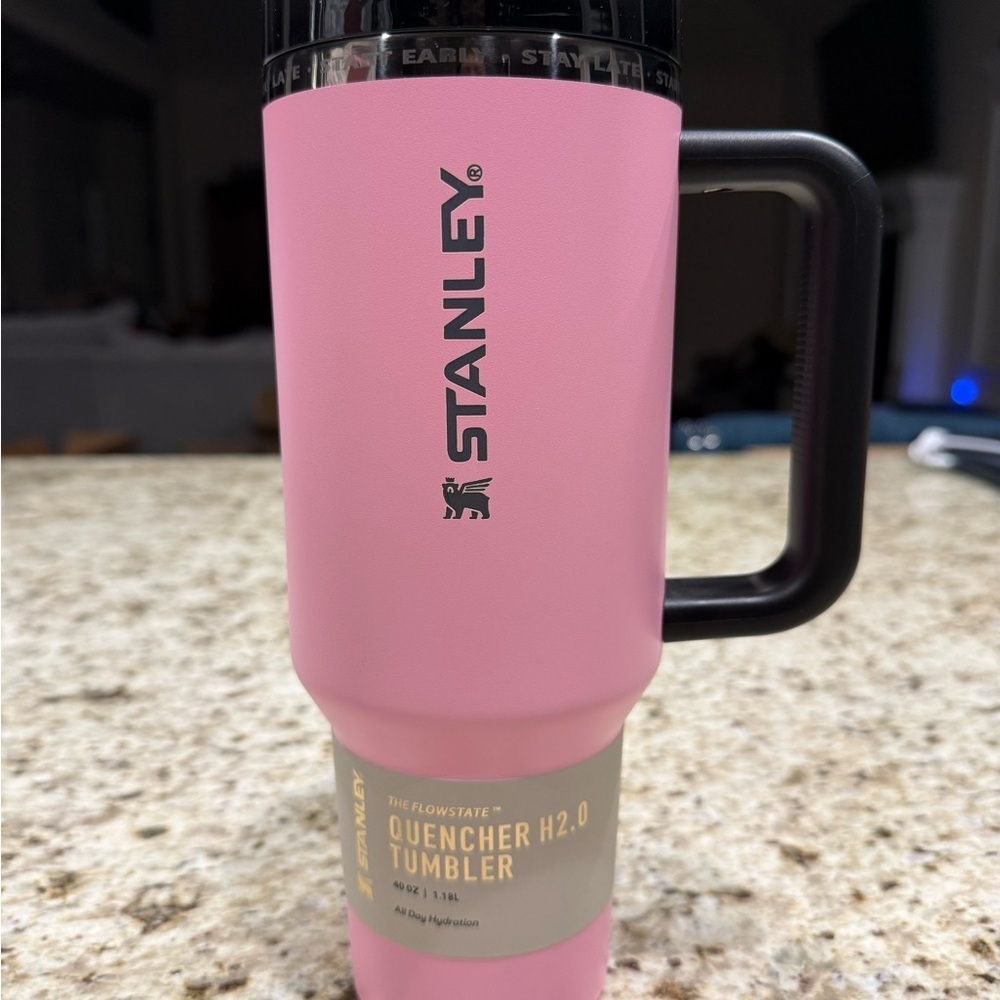 Stanley Pink Messi Goat Quencher H2.0 Tumbler with Handle